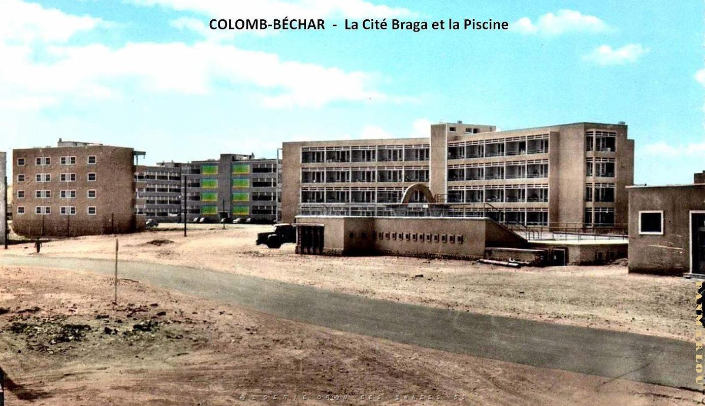 Colomb-Bechar - Cite Barga et Piscine.jpg